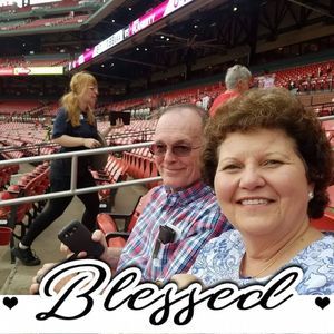 Meet your Posher, Sharon